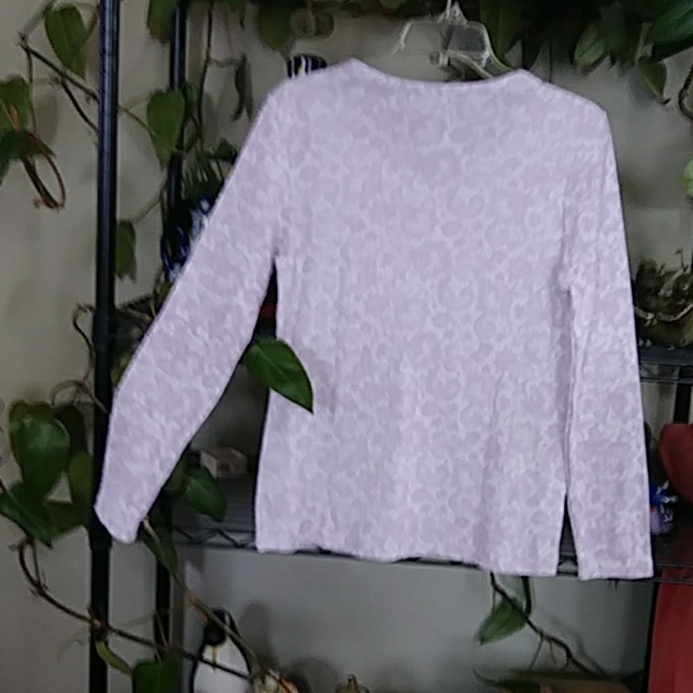 Women's pullover knit shirt